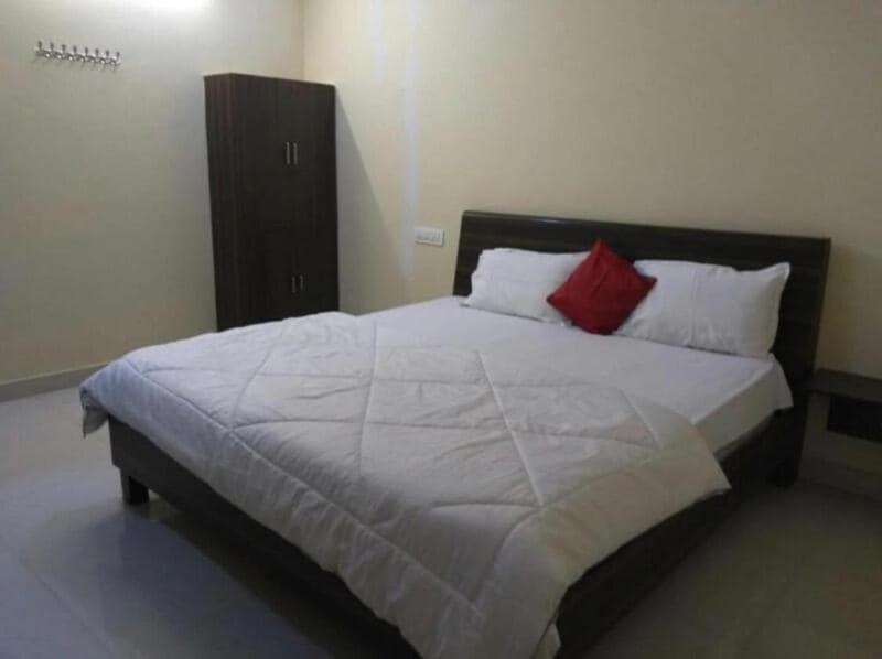 Oyo Flagship 80855 Hotel R Grand Vijayawāda Zewnętrze zdjęcie